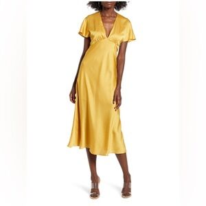 ALL IN FAVOR MIDI DRESS NWOT Gold Satin Jacquard Flutter Sleeve